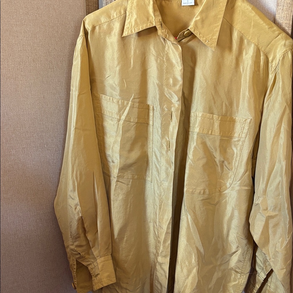 The limited silk blouse, double pockets small